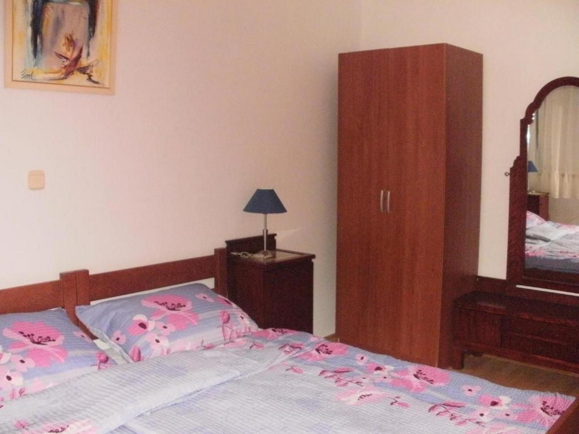 Apartments Vala Vinišće Quarto foto